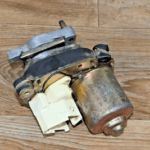 NEW - OUT OF BOX FORD E3SF-17504-AB Windshield Wiper Motor