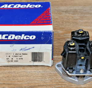 NOS GM 17091147 Valve