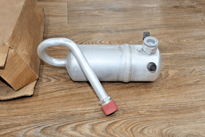 s-l400 GM 2724245 ACD 15-1246 Accumulator Assembly 77- 84 CADILLAC BUICK GMC Chevrolet - Image 3