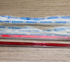 NOS GM 1640762 (2) Reflector 1984-1992 Cadillac Fleetwood Brougham