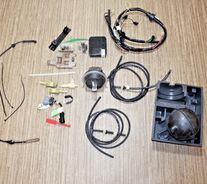 NOS GM 12353056 GMC Chevy 1996-00 Kit Cruise Control Servo Module Actuator