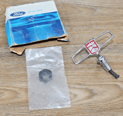NOS Ford E8AB-8B343-AB Hood Ornament W/Bolt&Spring 1988-91 Ford Crown Victoria NOS Ford E8AB-8B343-AB Hood Ornament W/Bolt&Spring 1988-91 Ford Crown Victoria