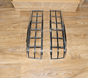 GM 5971990 GM 5971989 Pontiac Parisienne 1981-1986 Tail Light Bezel  LH RH Set