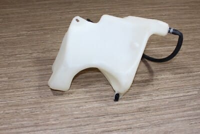 s-l400 NOS GM 3543028 Reservoir Assembly Coolant Recovery 1986-1997 Buick Olds Cadillac - Image 6