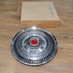 NOS GM 10014403 PONTIAC GRAND PRIX WHEEL COVER MINT ALSO BONNEVILLE 1981-1987