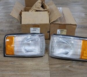 NOS GM 5976659 - GM 5976660 Headlamp Components Cadillac Seville Deville 1994-96