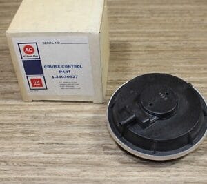 NOS GM 25030527 SERVO Cruise Control Corvette Chevrolet Buick Pontiac Olds 76-91