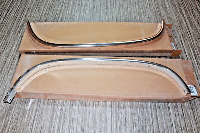 GM 15546444 -43 Kit LH-RH Molding Front Fender Wheel Opening 1988-2000 GMC Chevy GM 15546444 -43 Kit LH-RH Molding Front Fender Wheel Opening 1988-2000 GMC Chevy