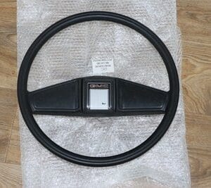 CEM STEERING WHEEL & CAP Silver horn cover GMC 1977-1988 Number#17987491 NEW