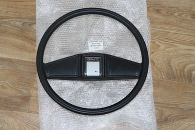 CEM STEERING WHEEL & CAP Silver horn cover GMC 1977-1988 Number#17987491 NEW CEM STEERING WHEEL & CAP Silver horn cover GMC 1977-1988 Number#17987491 NEW