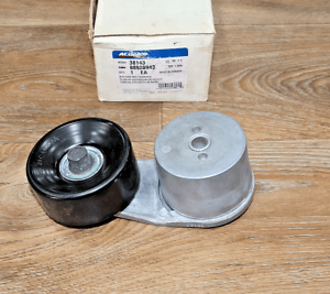 NOS GM 88920943 TENSIONER ASMDRV BELT GMC Chevrolet Trucks 454 7.4L 1992-1996