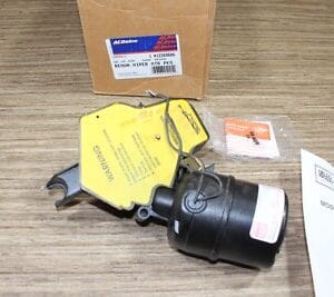 GM 12368606 Motor Windshield Wiper 82-92 Chevrolet Buick Pontiac Olds Cadillac