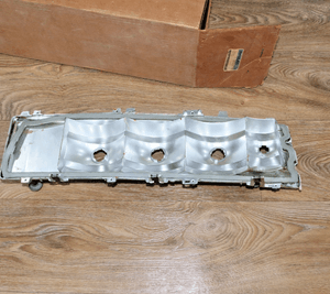 NOS GM 5931780 Pontiac Bonneville Passenger 1980-1981 RH Tail Light Housing NEW