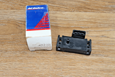 NOS GM 16040749 Sensor Asm NOS GM 16040749 Sensor Asm