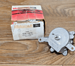 NOS Ford E6DZ-11654-A SWITCH ASY 1986-1991 Ford Taurus