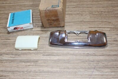 s-l400 NOS GM 1969-90 Caprice Cars Dome Lamp Map Lens Housing Lamp Chrome GM 1695635 - Image 5