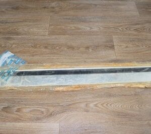 GM 9634097 FRONT DOOR LOWER (RH) MOULDING CHEVROLET Caprice 1977-1979