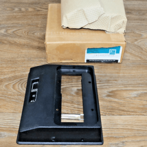 NOS GM 14037893 GMC CHEVY TRUCK 1981-1991 bezel