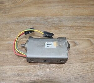 NOS GM 1703017 Chevy Power Seat Motor Buick Caddy Chevy Olds Pont 1974-1980