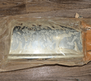 NOS GM 10009470 B body Lower Stainless Steel Molding