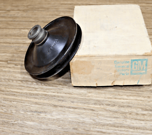 GM 1246472 BUICK OLDS PONTIAC 1975-1980 231 350 455 POWER STEERING PUMP PULLEY