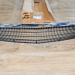 NOS GM 10211248 Grille