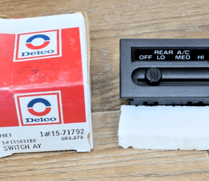 GM 15563180 Auxiliary Air Conditioner Blower Swich Assembly 1990-1995 Chevy GMC