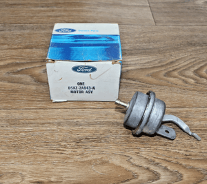 NOS 1975 Ford Thunderbird Ltd Parking Brake Release Control Motor D5AZ-2A843-A