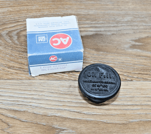 NOS GM 6410563 FC68 1971-1974 Chevy Corvette Chevelle Camaro Oil Filler Cap