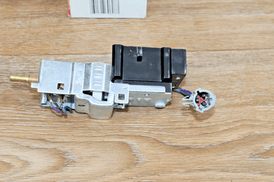 s-l400 Ford F2AZ-11654-A Switch Assembly 1992-1995 Crown Victoria Mercury Grand Marquis - Image 6