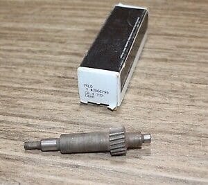 NOS GM 3866799 Gear GMC Chevrolet Truck 4 Speed Speedometer Driven Gear Muncie