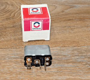NOS GM 1621806 Cadillac 1976-1984 Air Conditioning (A/C) Control Valve Relay
