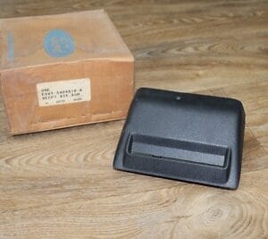 NOS Ford E0VY-5404810-A Receptacle Ashtray Assembly