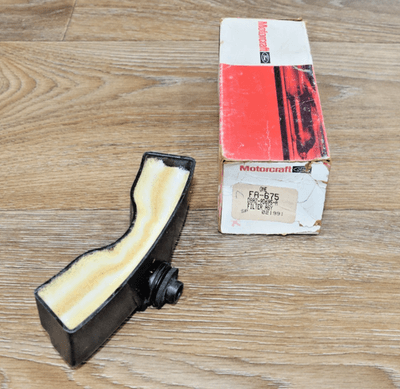 Ford D8AZ-9D697-A Engine Crankcase Breather Element Ford E-350/E-350 Super Duty Ford D8AZ-9D697-A Engine Crankcase Breather Element Ford E-350/E-350 Super Duty