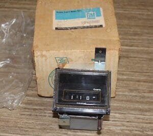GM NOS 1980 85 86 CAPRICE IMPALA Pontiac Parisian CLOCK GM#14039602