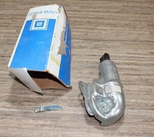 NOS GM 82-91 Cadillac Eldorado Original GM Power Trunk Release Solenoid 20052845