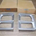 NOS GM CHEVROLET G10-30/GMC G15-35 VAN 78-89 Auto Head Lamp Holder LH-RH