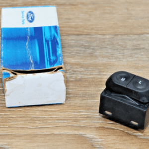 Ford E6DZ-14028-B Switch Assy - Front Door - Central 1986-2008 Ford E-350/E-350