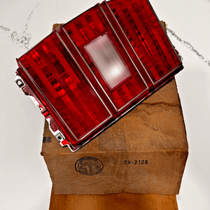 GM NOS  Caprice Wagon Estate 1977-1979  Rear Tail Light Left  Side Upto  5968309