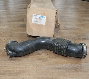 NOS Ford YW7Z-9B659-AA Hose - Air 1998-2002 MERCURY CROWN VICTORIA GRAND MARQUIS