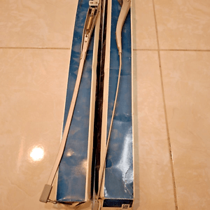 GM NOS Pair  20004890 -20004889  Windshield Wiper Caprice Buick ... 1977-90