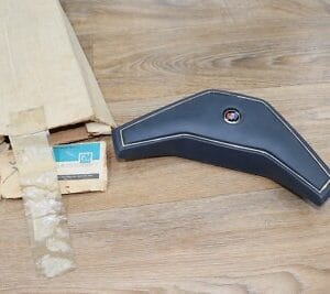 NOS GM 25525047 BUICK 1985-1987 STEERING WHEEL HORN
