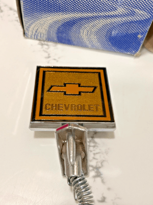 CHEVROLET Bowtie hood ornament 77-80 Chevy Pickup Blazer C10 K10 Suburban K20 CHEVROLET Bowtie hood ornament 77-80 Chevy Pickup Blazer C10 K10 Suburban K20
