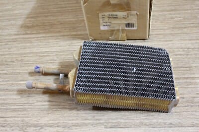 s-l400 GM NOS HVAC Heater Core BUICK CADILLAC CHEVROLET OLDSMOBILE ACDelco 15-60049 - Image 2