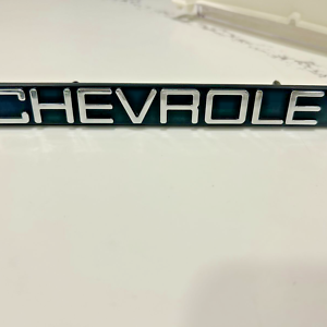 NOS CHEVY Caprice Classic 1986 1987 1988 1989 1990  Radiator Grill EMBLEM