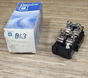 NOS GM 10099013 Switch Assembly Side Wdo Chevrolet Buick Cadillac Olds 1991-1996