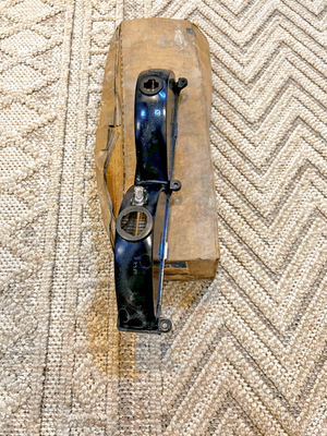 s-l400 GM NOS 5931773 CADILLAC FLEETWOOD DEVILLE 80-89 TURN CORNER MARKER LAMP LIGHT - Image 4