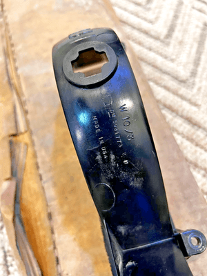 s-l400 GM NOS 5931773 CADILLAC FLEETWOOD DEVILLE 80-89 TURN CORNER MARKER LAMP LIGHT - Image 6