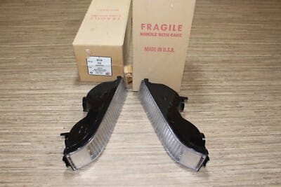 s-l400 OEM 88-1999 Chevy GMC Pickup Kit L-R Hand Lower Parking Lamp Assembly 5974338-37 - Image 2