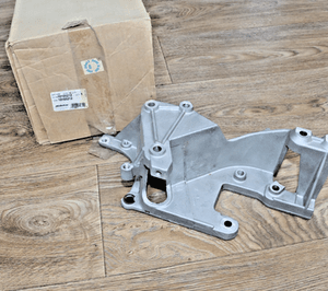 GM 10105212 Bracket Assembly